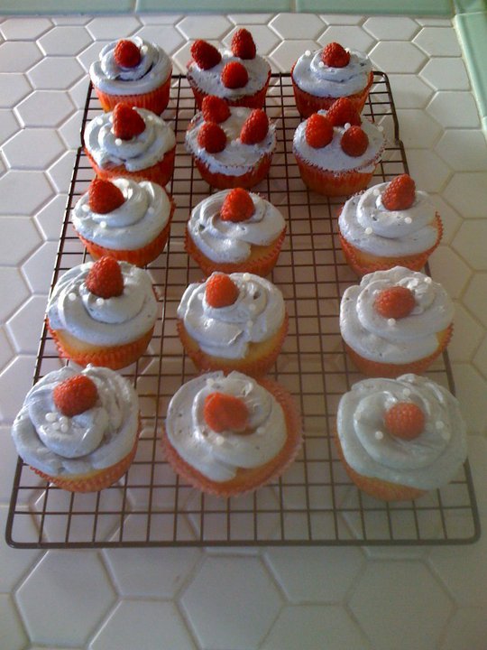vanilla rosewater cupcakes