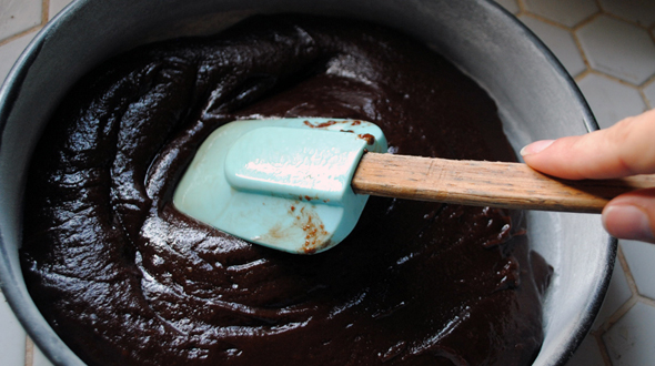 chocolate-peanut-butter-brownie-cake batter
