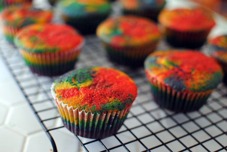 Rainbow-Cupcakes-4